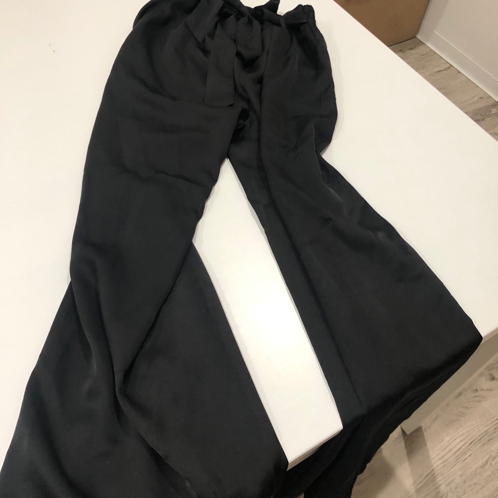 Black flowy high waisted pants